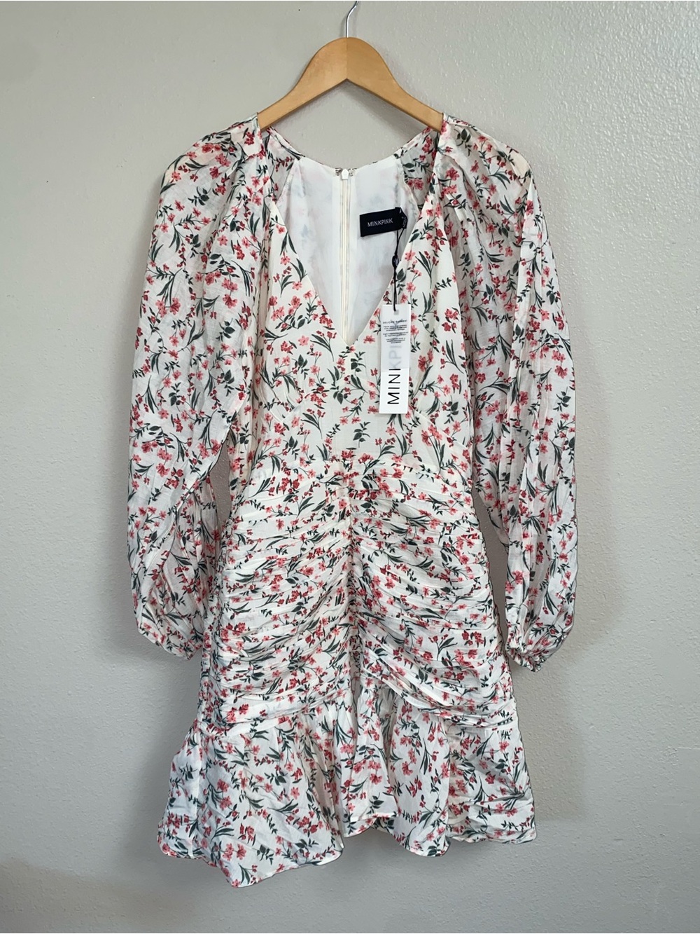 NWT MINKPINK Kacey Ruched Long Sleeve Floral Mini Dress Size Small